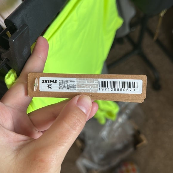 NWT Skims Fits Everybody One Shoulder Cutout Bodysuit - Picture 6 of 6